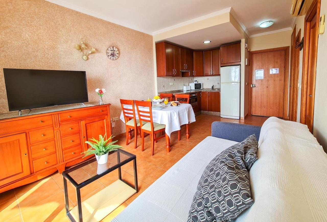 Parking Privado Benalbeach 베날마데나코스타 외부 사진